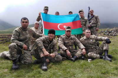 İki dəfə yaralandı, amma döyüş meydanını tərk etmədi