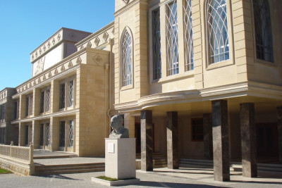 Şəki Dövlət Dram Teatrı tamaşa hazırlayır